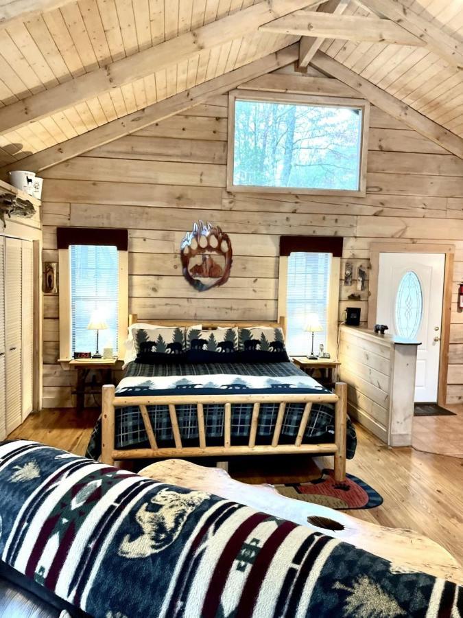 Crazy Bear - Motorcycle Friendly Home With Hot Tub And Grill Tellico Plains Extérieur photo